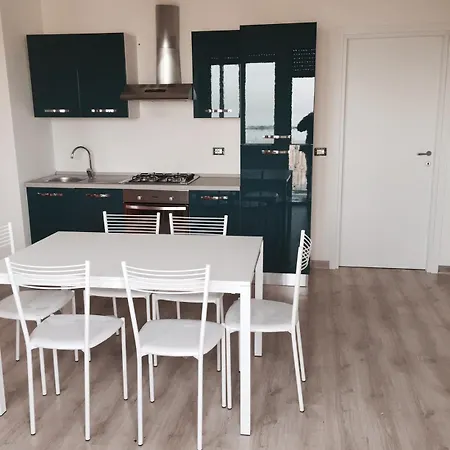 شقة Immobiliare La Rosetana - Residenza La Rotonda روزيتو ديلي أبروتسي